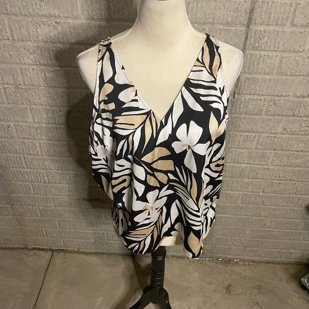 Old Navy‎ V Neck Floral Pattern Tropical Sleeveless Blouse Top Size Large